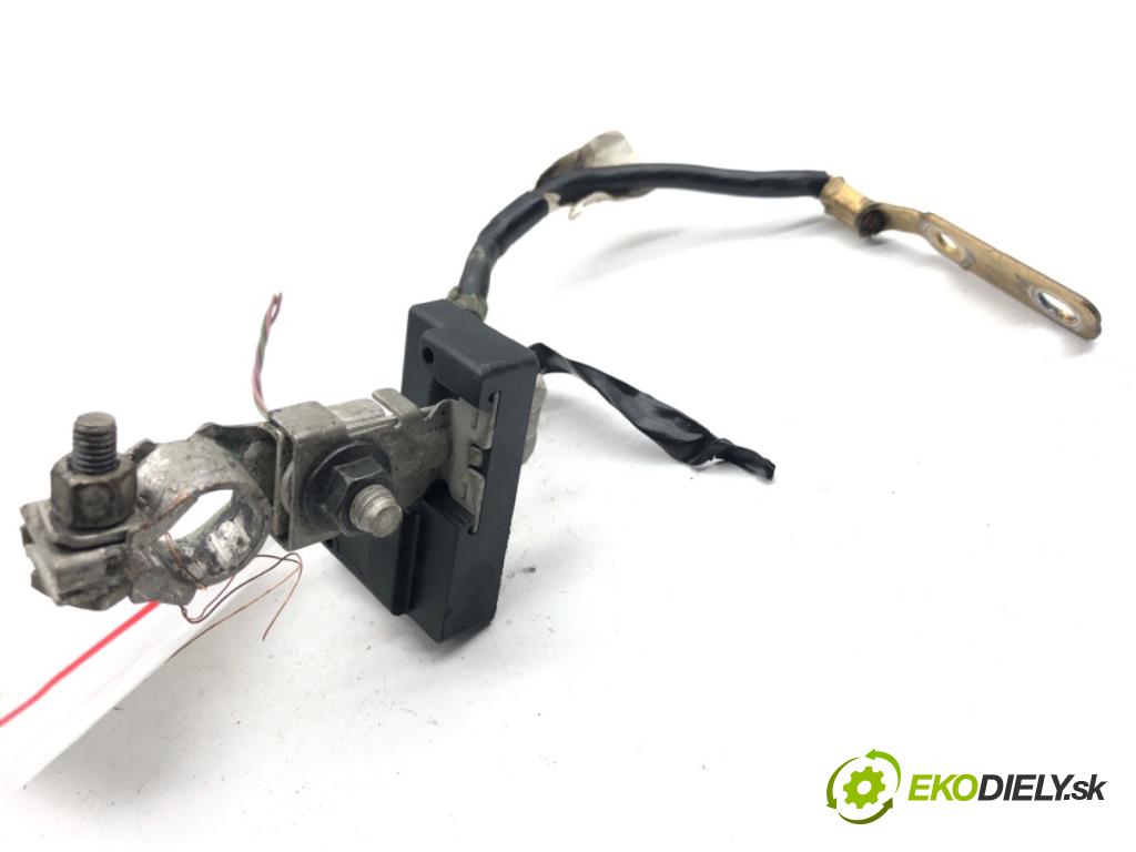 INFINITI Q50 sedan 2014 268 kW 50 Hybrid AWD 3498 svorka MINUS: 1765956055