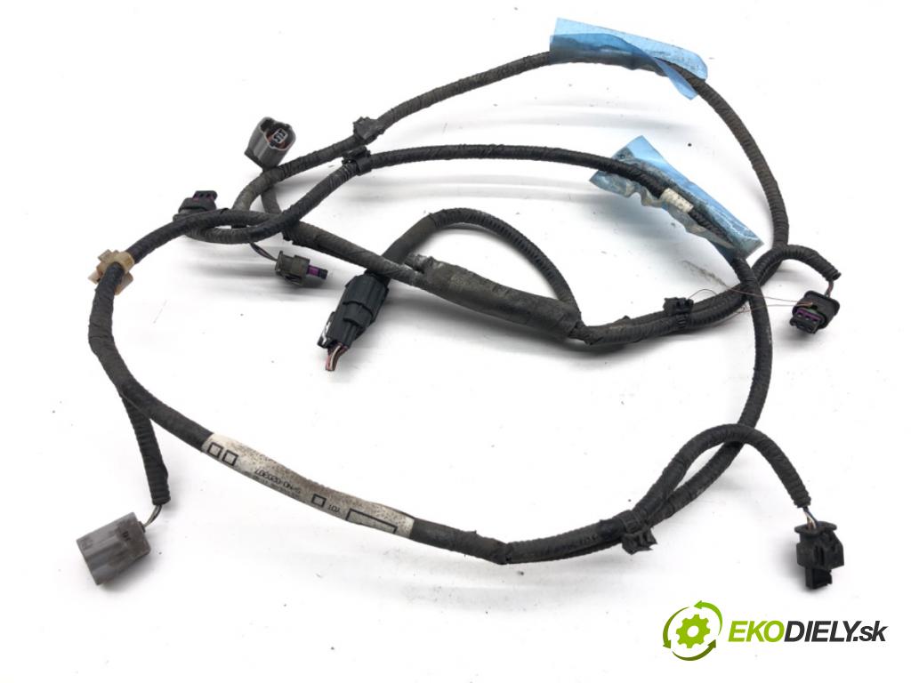 TOYOTA AURIS II liftback 2017 73 kW 1.8 Hybrid (ZWE186_) 1798 káblovačka PDC zadní část 