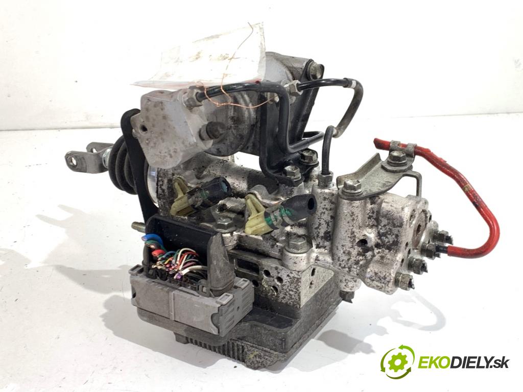 TOYOTA AURIS II liftback 2017 73 kW 1.8 Hybrid (ZWE186_) 1798 Pumpa ABS (Pumpa ABS)