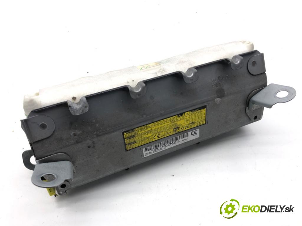 TOYOTA AURIS II liftback 2017 73 kW 1.8 Hybrid (ZWE186_) 1798 AirBag koleno: 0589-P1-000297