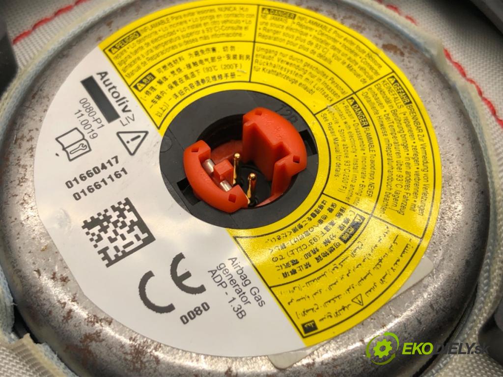 TOYOTA AURIS II liftback 2017 73 kW 1.8 Hybrid (ZWE186_) 1798 AirBag volantu 45130-02450 (Airbag)