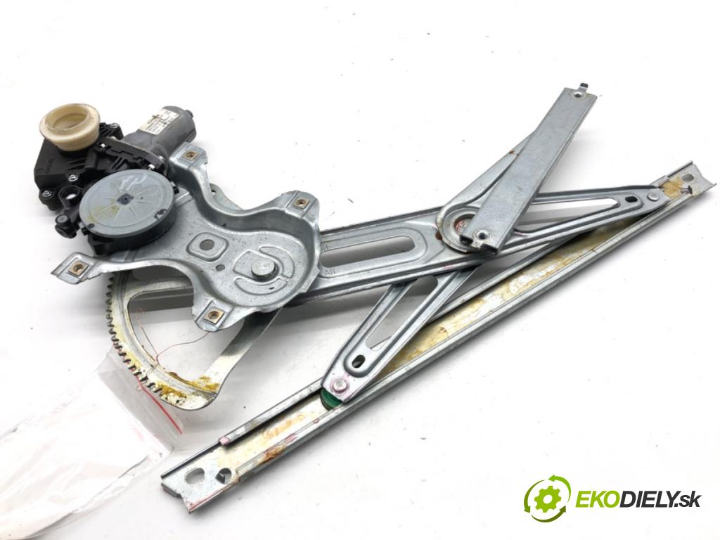 TOYOTA AURIS II liftback 2017 73 kW 1.8 Hybrid (ZWE186_) 1798 Mechanizmus okna pravy predný 85710-02420