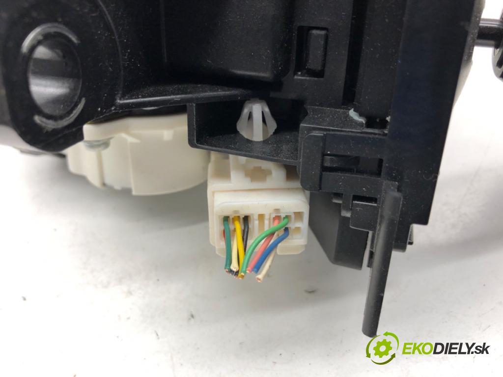 TOYOTA AURIS II liftback 2017 73 kW 1.8 Hybrid (ZWE186_) 1798 Kulisa 750583-LHD (Rýchlostná páka (kulisa))