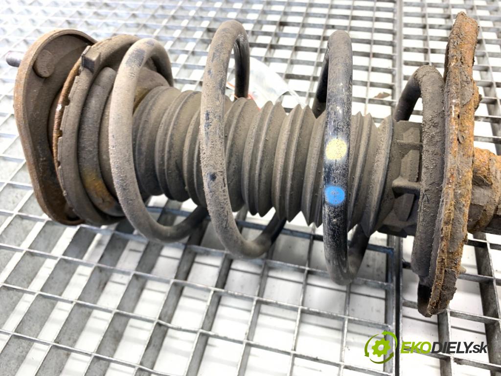 TOYOTA AURIS II liftback 2017 73 kW 1.8 Hybrid (ZWE186_) 1798 tlumič levý přední část ZE