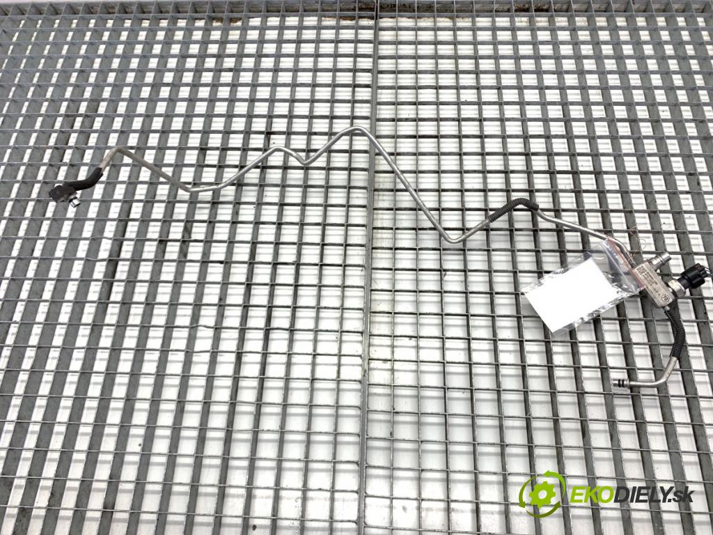 TOYOTA AURIS II liftback 2017 73 kW 1.8 Hybrid (ZWE186_) 1798 rúrka klimatizace 88710-0Z370 (Trubka klimatizace)