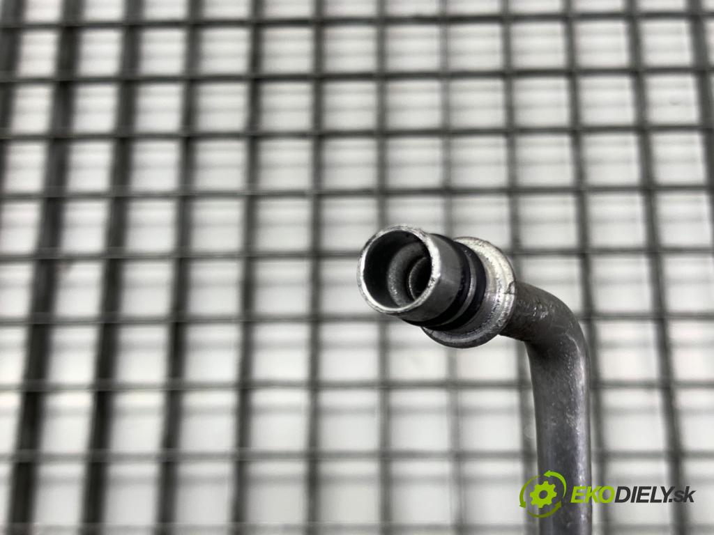 TOYOTA AURIS II liftback 2017 73 kW 1.8 Hybrid (ZWE186_) 1798 rúrka klimatizace 88710-0Z370 (Trubka klimatizace)