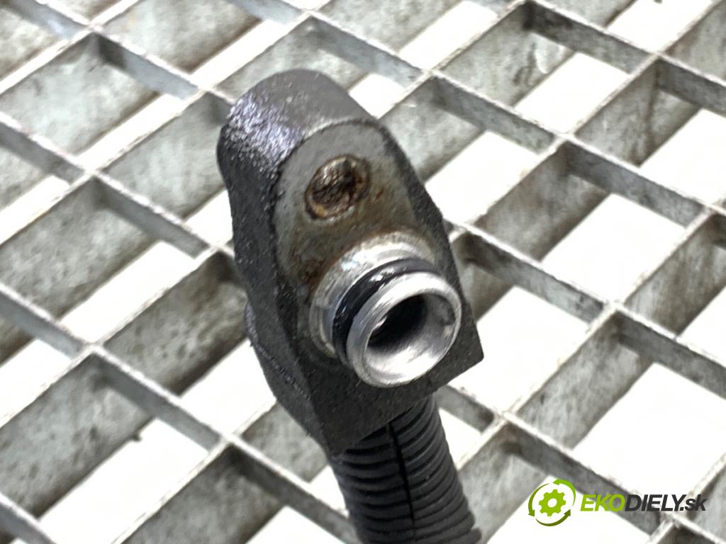 TOYOTA AURIS II liftback 2017 73 kW 1.8 Hybrid (ZWE186_) 1798 rúrka klimatizácie MF445320-0460 (Rúrka klimatizácie)