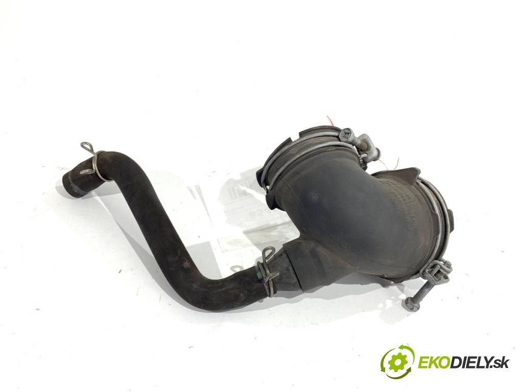 TOYOTA AURIS II liftback 2017 73 kW 1.8 Hybrid (ZWE186_) 1798 Rúra vzduchu 17880-0T050