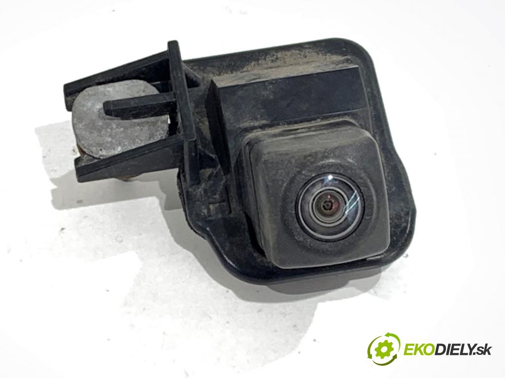 TOYOTA AURIS II liftback 2017 73 kW 1.8 Hybrid (ZWE186_) 1798 KAMERA ZPĚT: 86790-02120