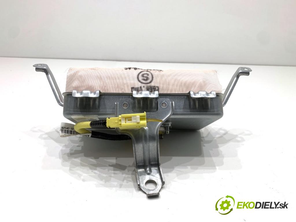 TOYOTA AURIS II liftback 2017 73 kW 1.8 Hybrid (ZWE186_) 1798 AirBag spolujazdca (Airbag)