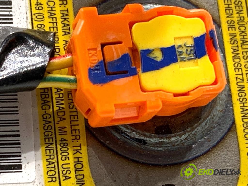 TOYOTA AURIS II liftback 2017 73 kW 1.8 Hybrid (ZWE186_) 1798 AirBag spolujazdca (Airbag)