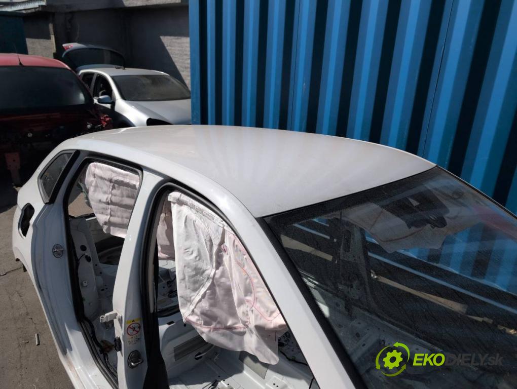 SKODA SCALA liftback 2022 110 kW 1.5 TSI 1495 KAROSERIA ČTVRŤÁK blatník práh střecha PODŁUŻNICA