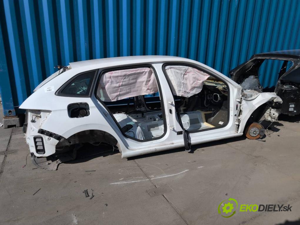 SKODA SCALA liftback 2022 110 kW 1.5 TSI 1495 KAROSERIA ČTVRŤÁK blatník práh střecha PODŁUŻNICA