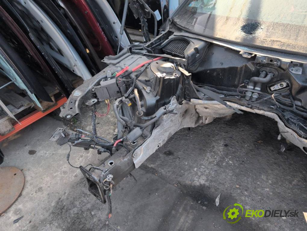 AUDI A5 F5 coupe 2017 140 kW 2.0 TDI 1968 KAROSERIA ČTVRŤÁK blatník práh střecha PODŁUŻNICA