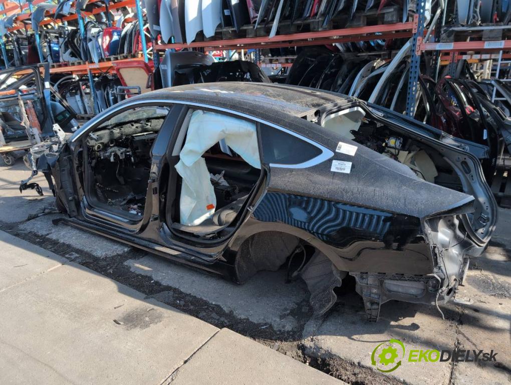 AUDI A5 F5 coupe 2017 140 kW 2.0 TDI 1968 KAROSERIA ČTVRŤÁK blatník práh střecha PODŁUŻNICA