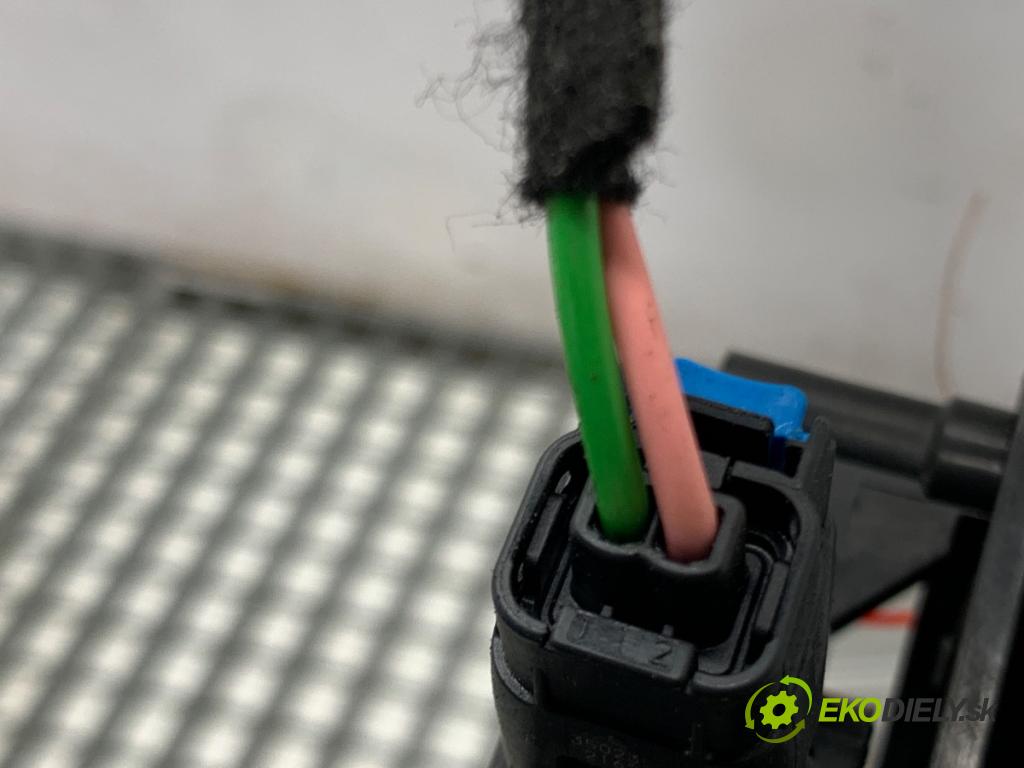 DACIA SANDERO III liftback 2024 74 kW 1.0 TCe 100 999 Mechanizmus okna ľavy zad 128001892