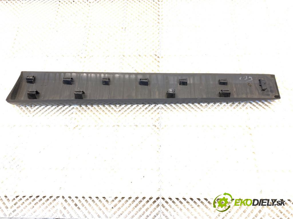 RENAULT GRAND SCENIC III nadwozie wielkoprzestrzenne (MPV) 2010 96 kW 1.4 16V (JZ0F) 1397 Lišta Dvere ľavy predný 808770011R