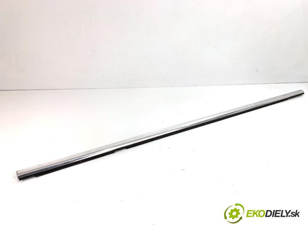 OPEL ZAFIRA C nadwozie wielkoprzestrzenne (MPV) 2014 100 kW 1.6 CDTI (75) 1598 lišta Sbírání: zadní část levý 13260079