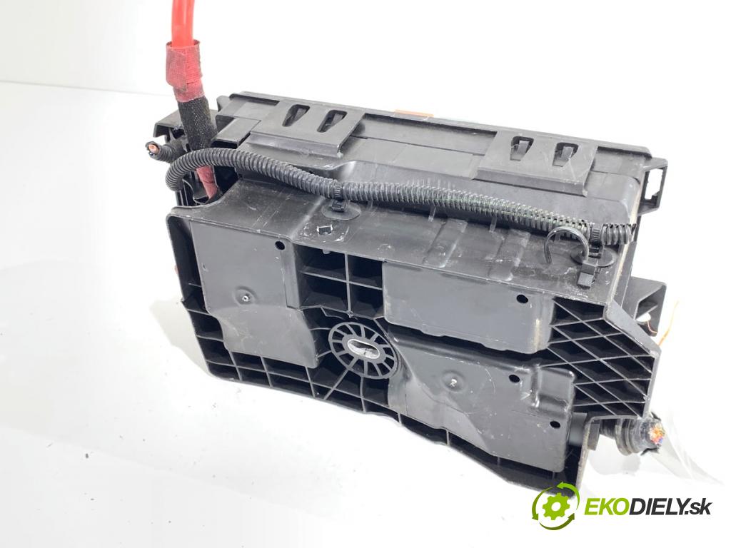 OPEL ZAFIRA C nadwozie wielkoprzestrzenne (MPV) 2014 100 kW 1.6 CDTI (75) 1598 Modul BSI 13449212 (Poistková skrinka)