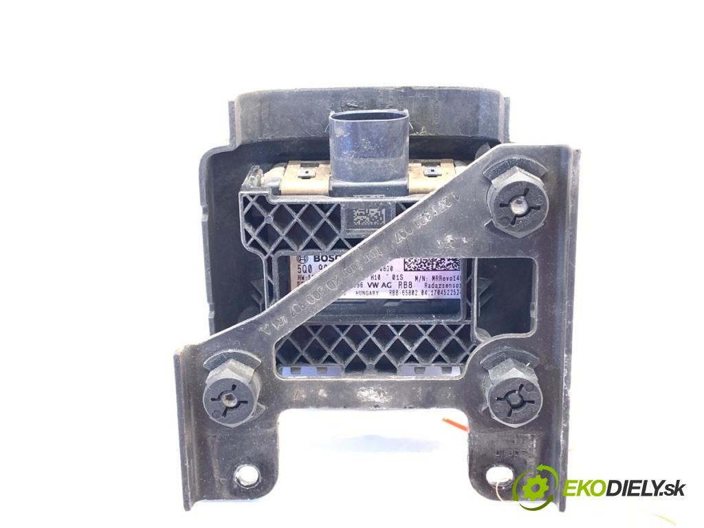 SEAT LEON III liftback 2017 132 kW 1.8 TSI 1798 RADAR: DISTRONIC 5Q0907561H