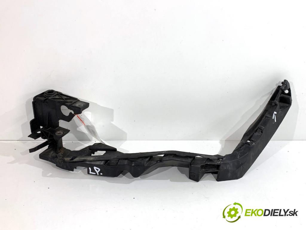 SEAT LEON III liftback 2017 132 kW 1.8 TSI 1798 Úchyt svetla ľavy 5F0807571C