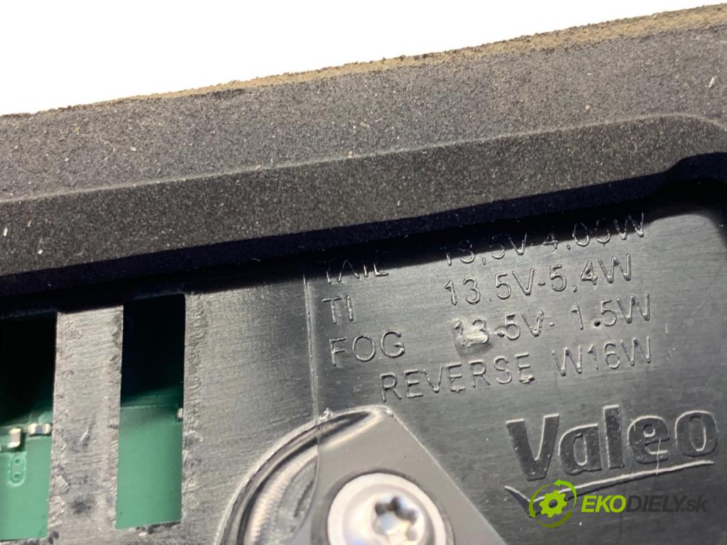 SEAT LEON III liftback 2017 132 kW 1.8 TSI 1798 světlo zadní část levá strana vnitřní 5F0945307 (Klika dveří ostatní)