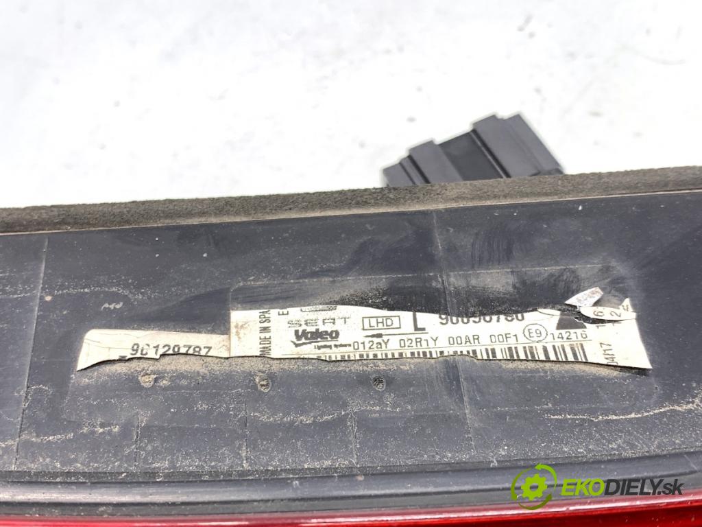 SEAT LEON III liftback 2017 132 kW 1.8 TSI 1798 světlo zadní část levá strana vnitřní 5F0945307 (Klika dveří ostatní)