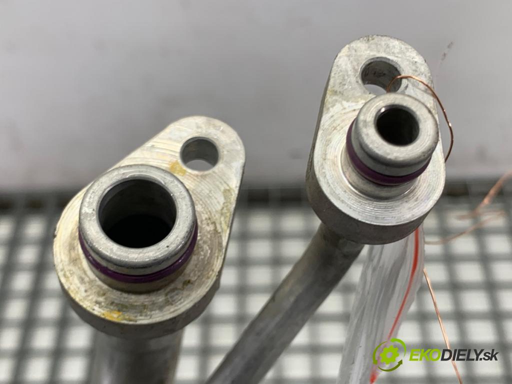 SEAT LEON III liftback 2017 132 kW 1.8 TSI 1798 rúrka klimatizace 5Q1816738F (Trubka klimatizace)