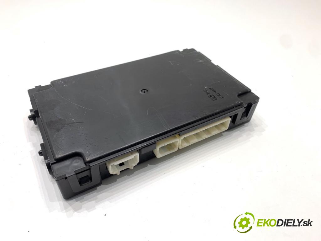 INFINITI Q50 sedan 2014 268 kW 50 Hybrid AWD 3498 Modul Riadiaca jednotka zosilovača 277604HB0A