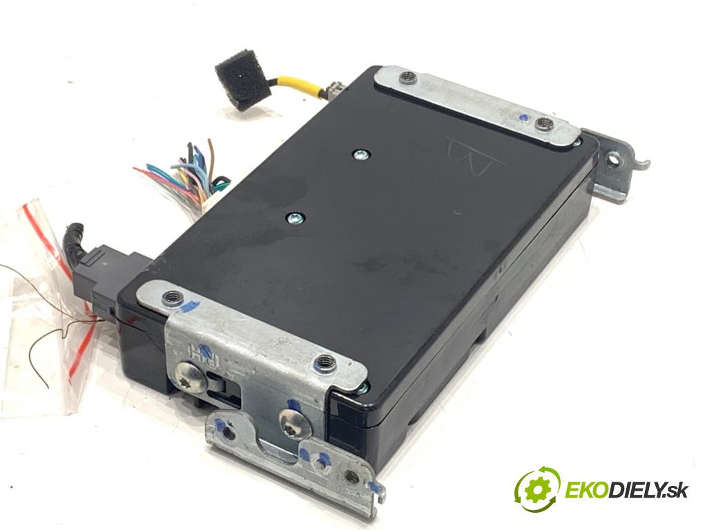 INFINITI Q50 sedan 2014 268 kW 50 Hybrid AWD 3498 Modul Riadiaca jednotka telefónu 283B03JG2A (Riadiaca jednotka ostatné)