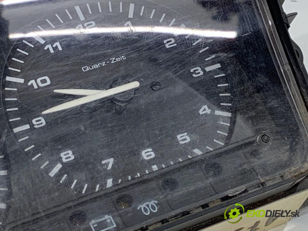 VW TRANSPORTER T4 Autobus 1995 45 kW 1.9 D 1896 Prístrojovka 701919033DK (Prístrojová doska)