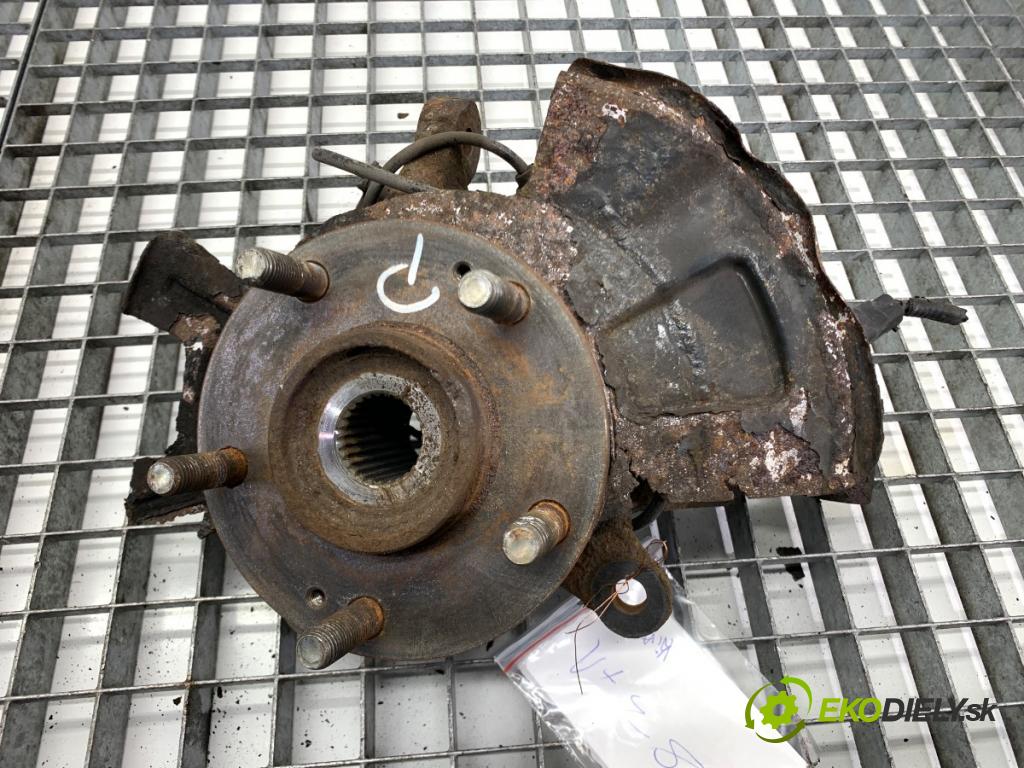 KIA VENGA liftback 2010 66 kW 1.4 CVVT 1396 náboj pravý přední část 