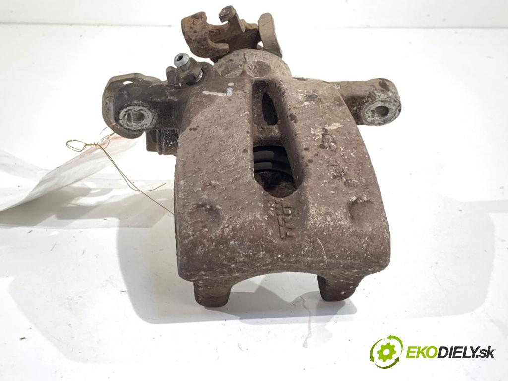 KIA VENGA liftback 2010 66 kW 1.4 CVVT 1396 Brzdič strmeň ľavy zad 