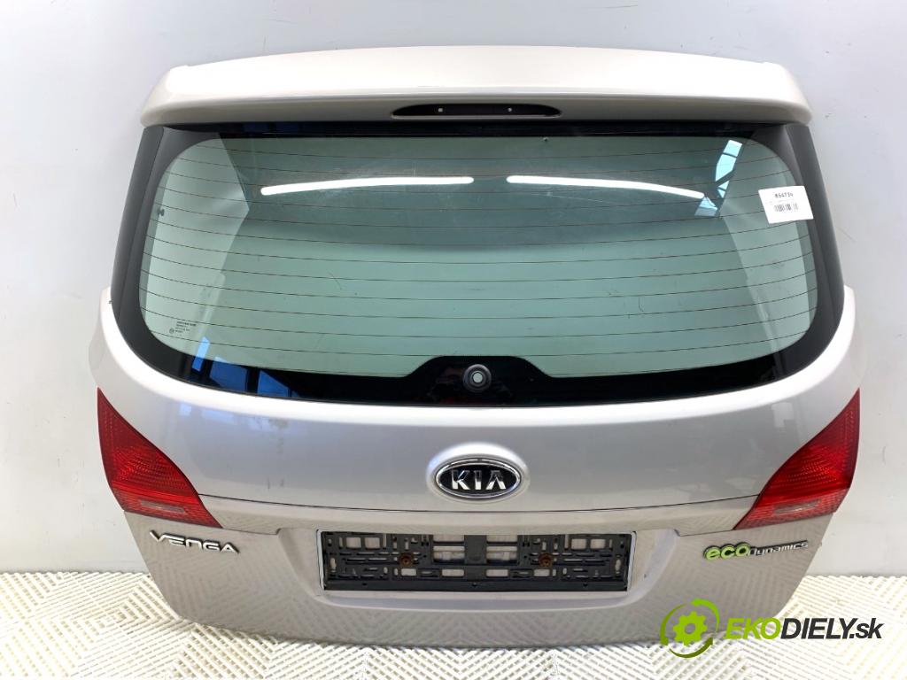 KIA VENGA liftback 2010 66 kW 1.4 CVVT 1396 kapota zad QU