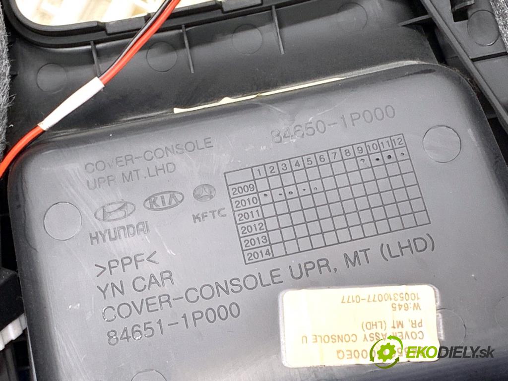 KIA VENGA liftback 2010 66 kW 1.4 CVVT 1396 Tunel stredový  (Stredový tunel)