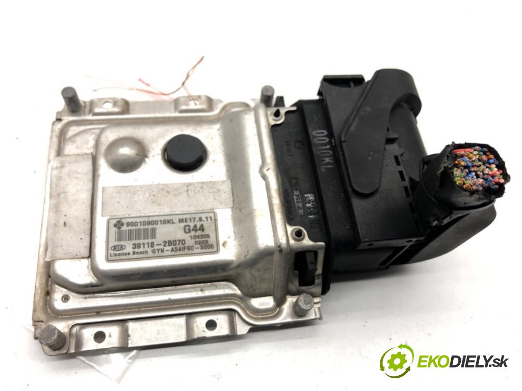 KIA VENGA liftback 2010 66 kW 1.4 CVVT 1396 řídící jednotka motora 39118-2B070 (Řídicí jednotka)