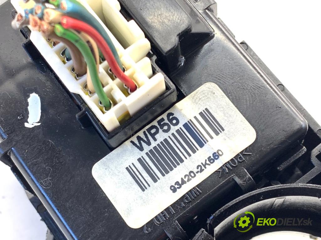 KIA VENGA liftback 2010 66 kW 1.4 CVVT 1396 Prepínač kombinovaný 3753MA-2210 (Prepínacie páčky pod volantom)