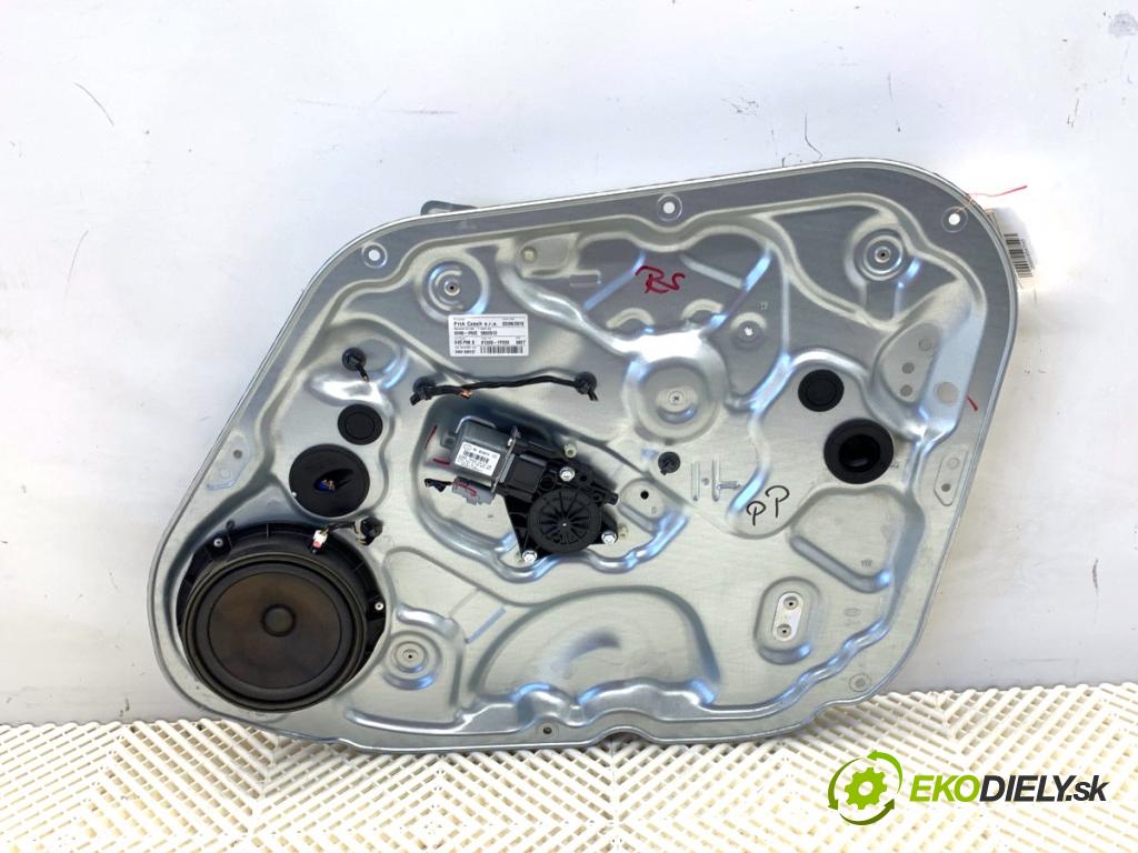 KIA VENGA liftback 2010 66 kW 1.4 CVVT 1396 mechanismus okna pravý přední část 82480-1P020