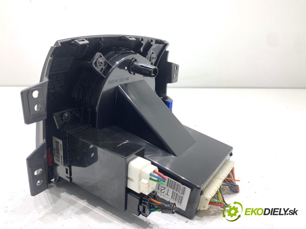 KIA VENGA liftback 2010 66 kW 1.4 CVVT 1396 Panel ovládania kúrenia 93790-1P000 (Prepínacie páčky pod volantom)