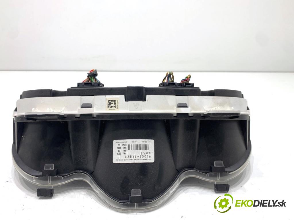 KIA VENGA liftback 2010 66 kW 1.4 CVVT 1396 prístrojovka 94003-1P820 (Přístrojová deska)