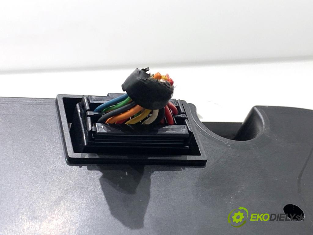 KIA VENGA liftback 2010 66 kW 1.4 CVVT 1396 prístrojovka 94003-1P820 (Přístrojová deska)