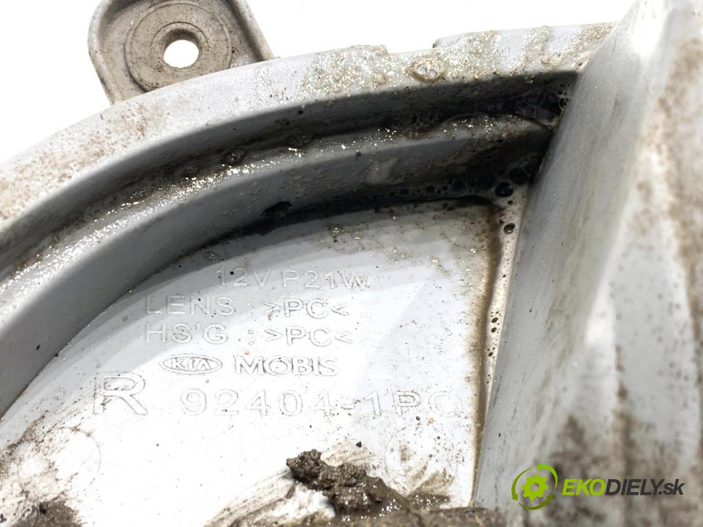 KIA VENGA liftback 2010 66 kW 1.4 CVVT 1396 Svetlo nárazníka pravy zad