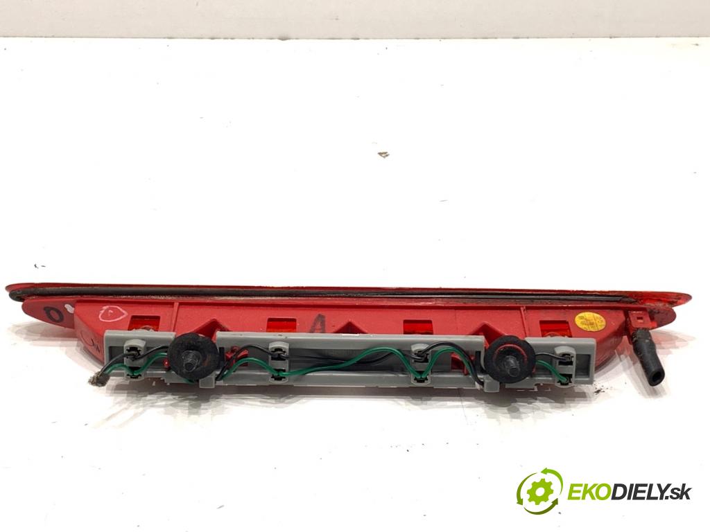 KIA VENGA liftback 2010 66 kW 1.4 CVVT 1396 světlo brzdových světel 92700-1P01965