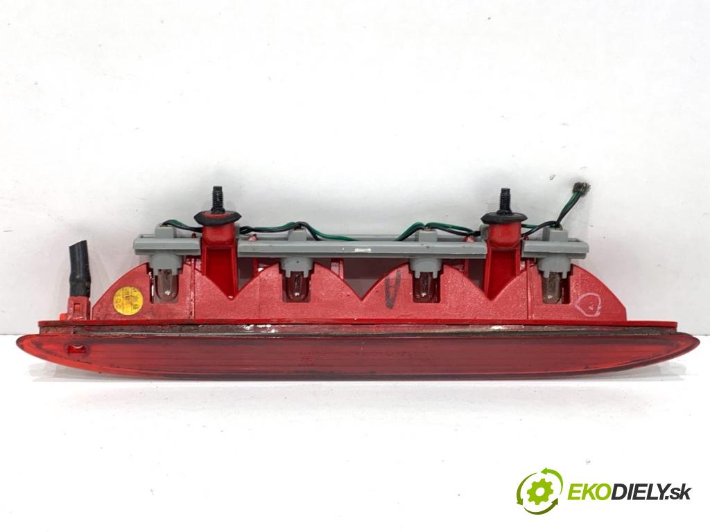 KIA VENGA liftback 2010 66 kW 1.4 CVVT 1396 světlo brzdových světel 92700-1P01965