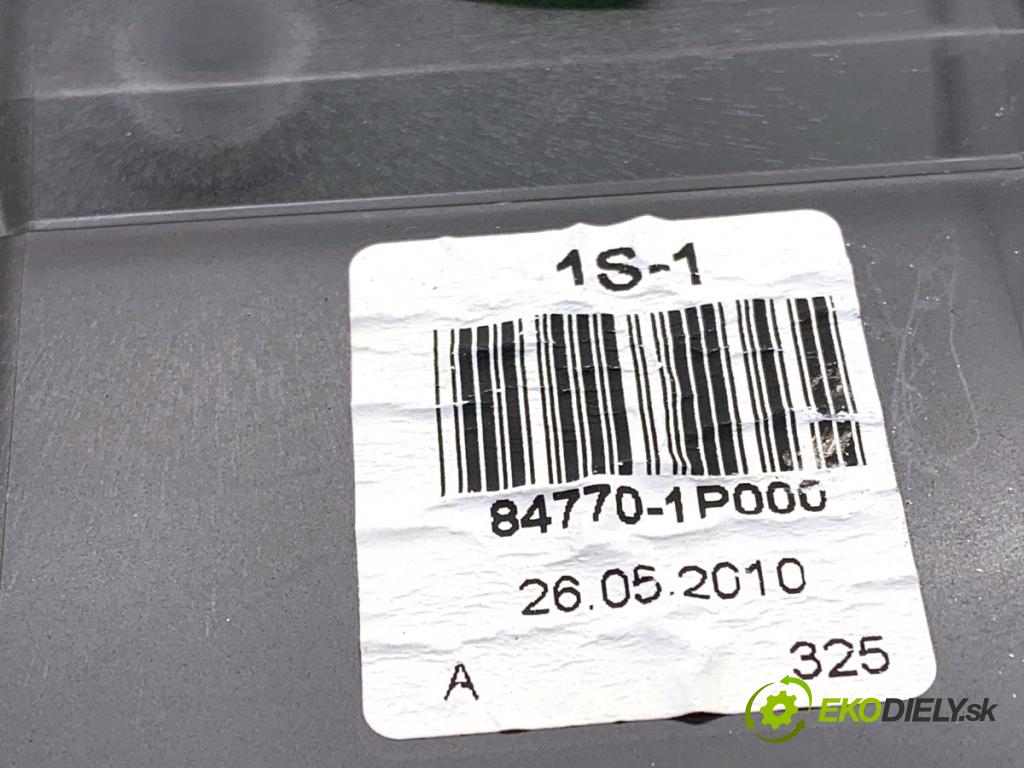 KIA VENGA liftback 2010 66 kW 1.4 CVVT 1396 Mriežky kúrenia predný 84770-1P000