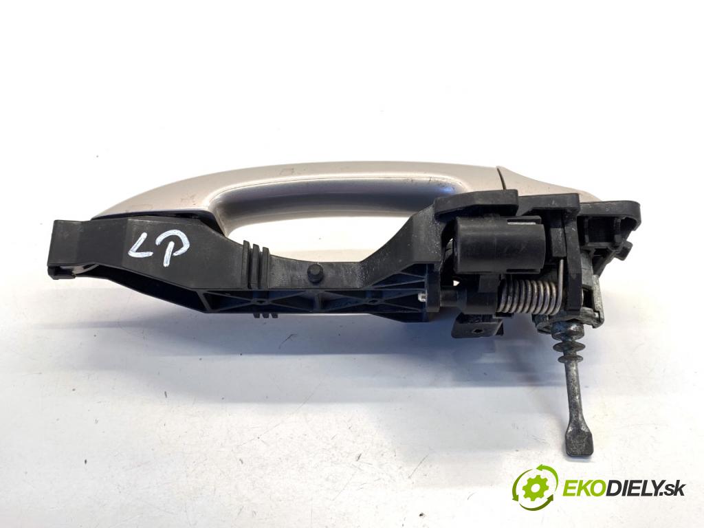 KIA VENGA liftback 2010 66 kW 1.4 CVVT 1396 klika vnejší levý přední část