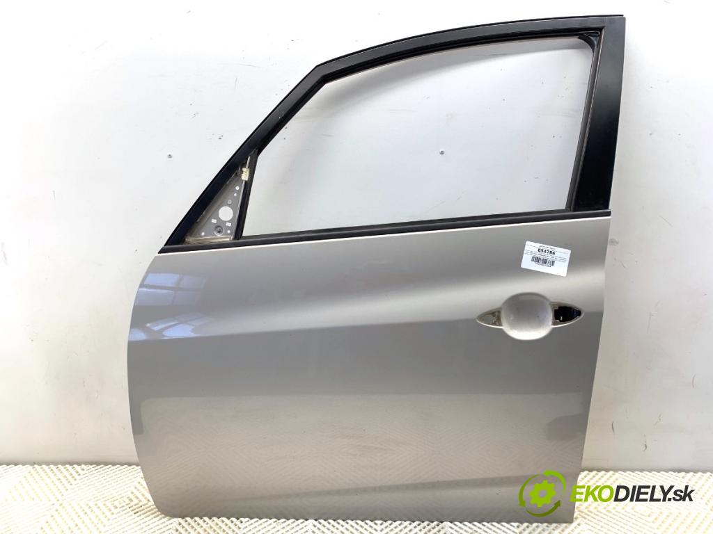 KIA VENGA liftback 2010 66 kW 1.4 CVVT 1396 Dvere ľavy predný QU