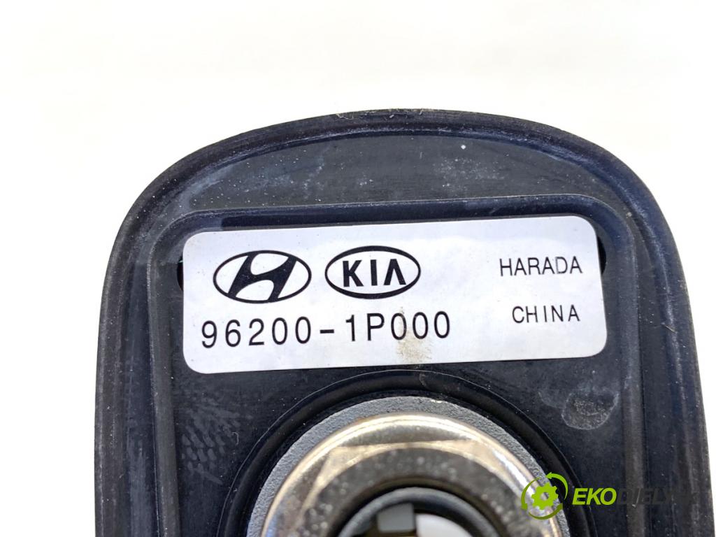 KIA VENGA liftback 2010 66 kW 1.4 CVVT 1396 ANTENA 96200-1P000