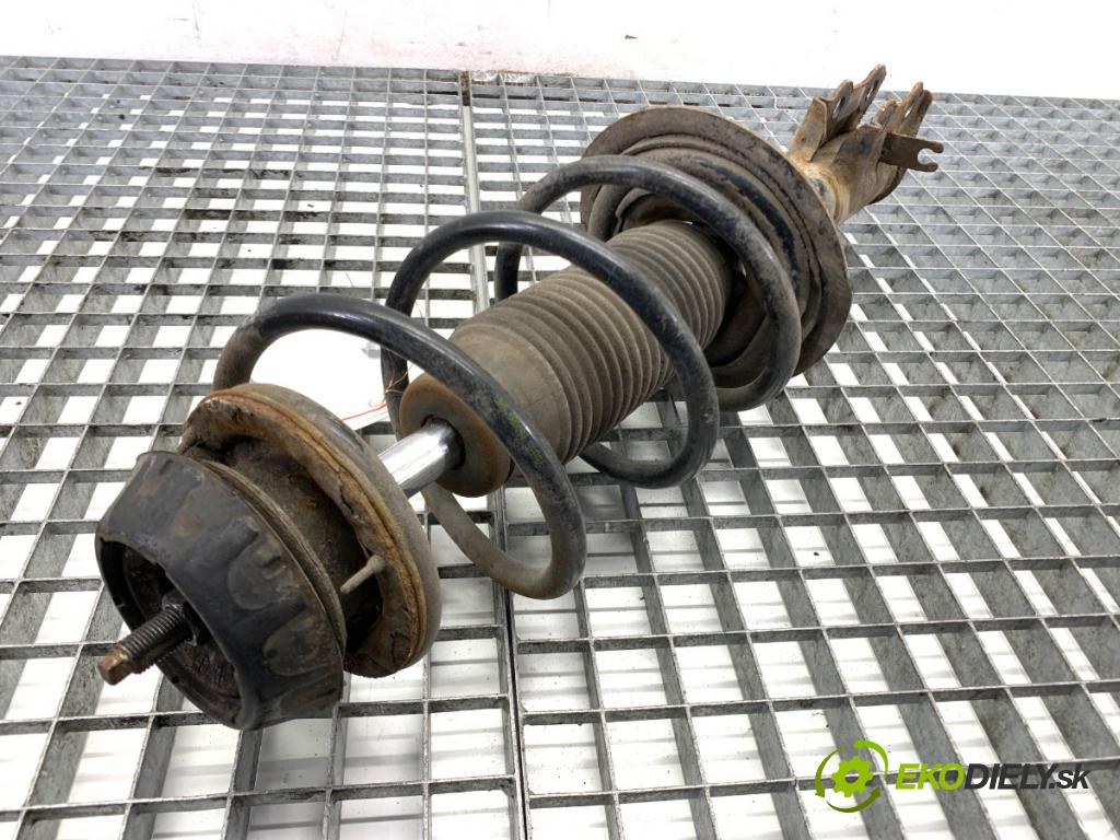 KIA VENGA liftback 2010 66 kW 1.4 CVVT 1396 Tlmič pravy predný ZE