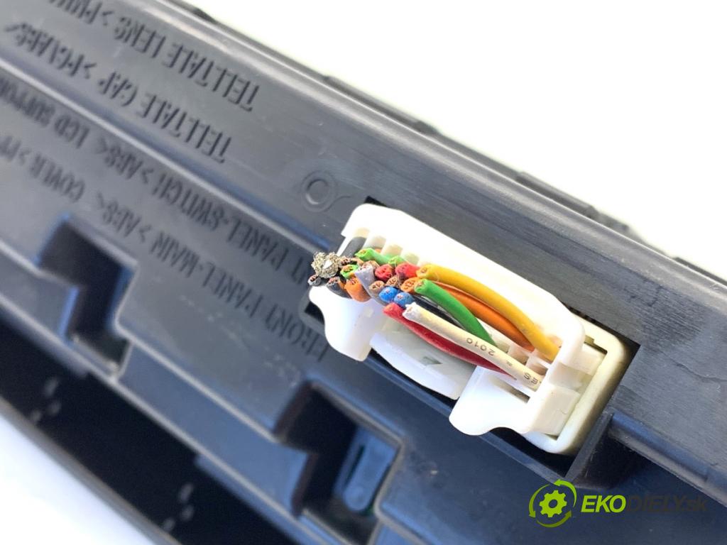 KIA VENGA liftback 2010 66 kW 1.4 CVVT 1396 Dislpej 94101-1P000 (Prístrojová doska)